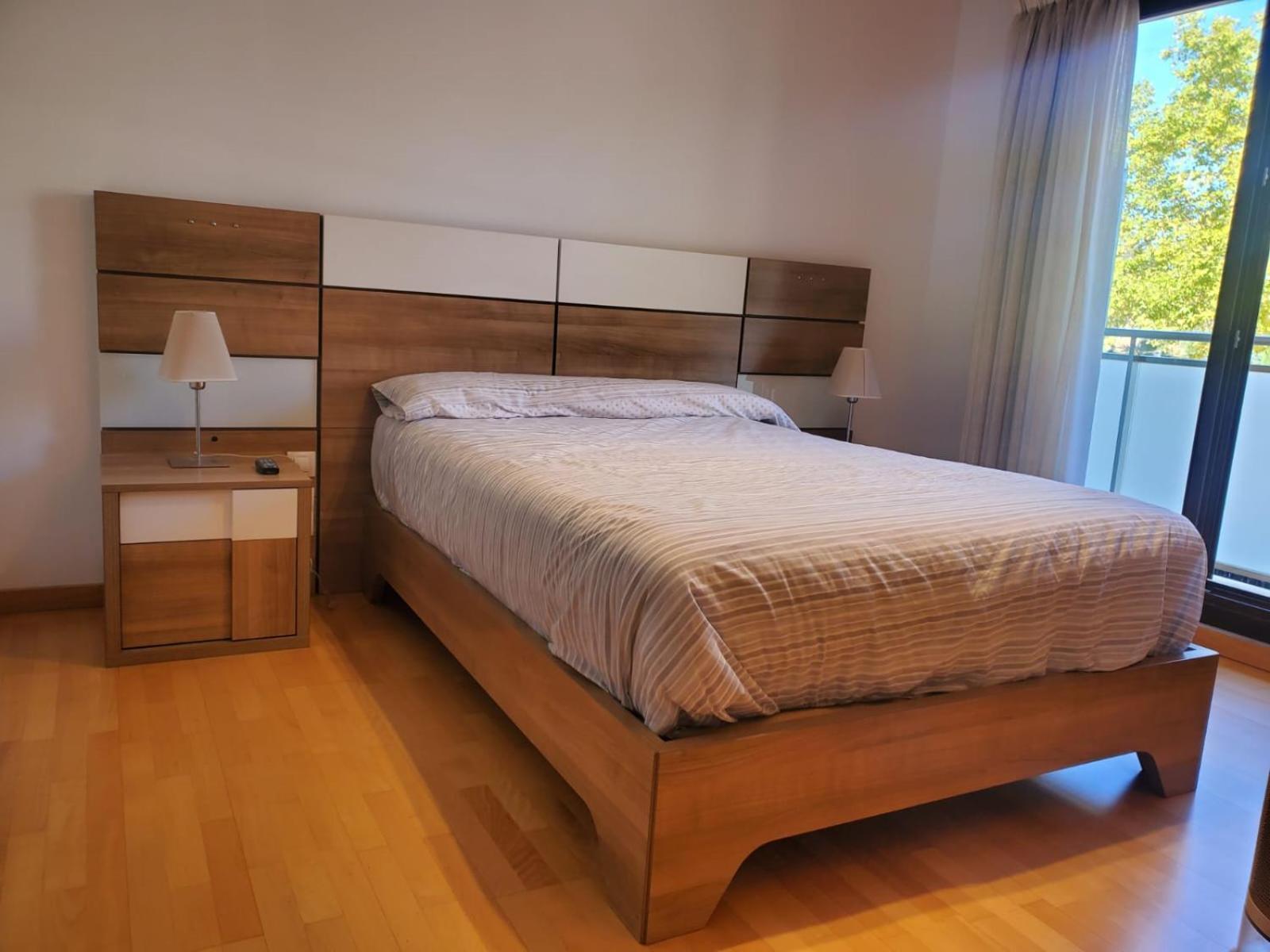 Habitacion Con Piscina Y Sauna Sant Cugat del Vallès Kültér fotó