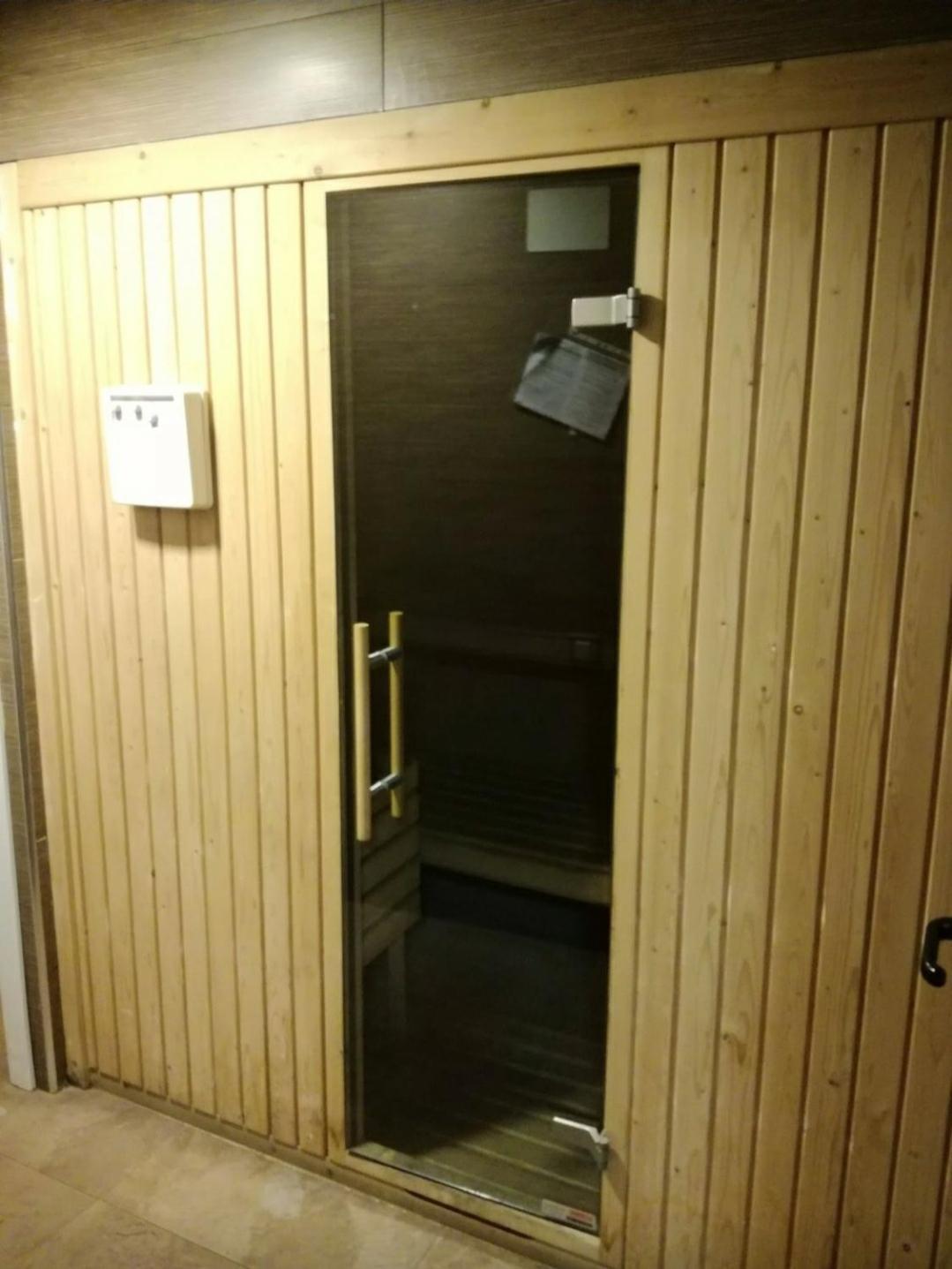 Habitacion Con Piscina Y Sauna Sant Cugat del Vallès Kültér fotó