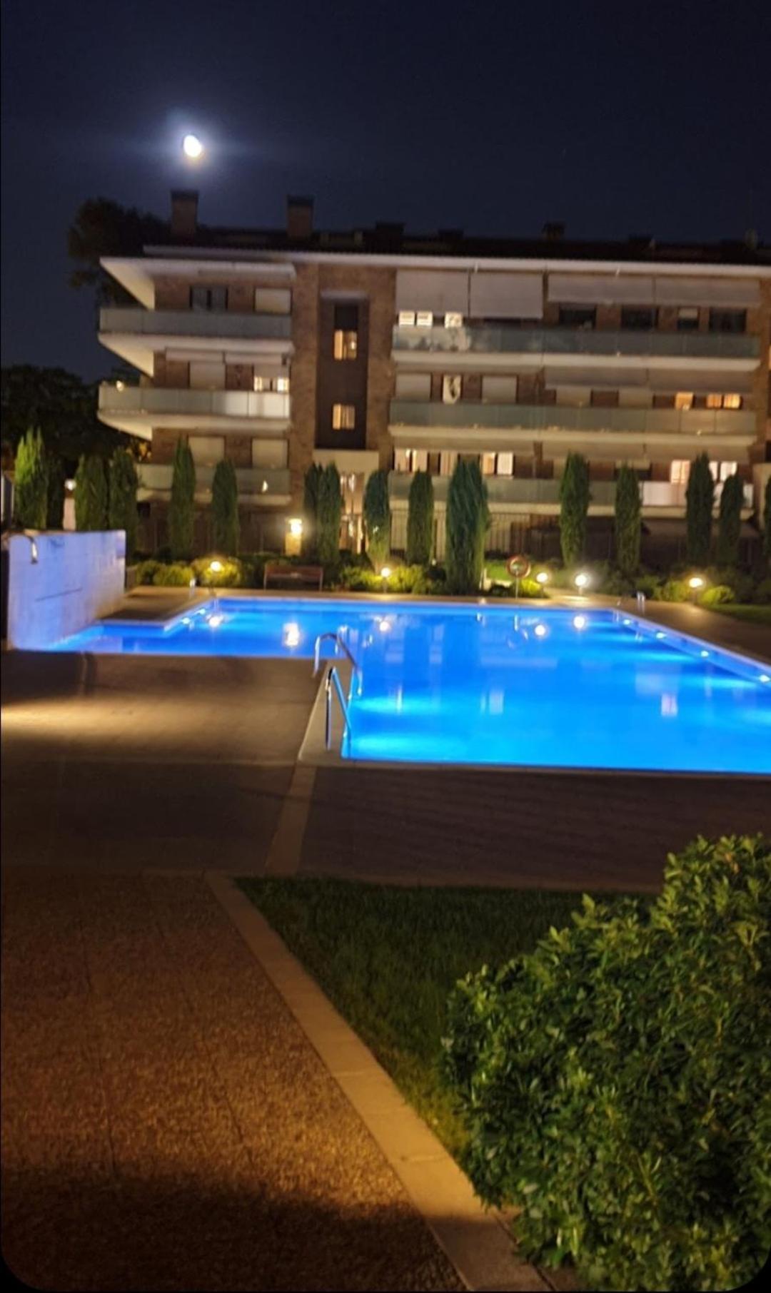 Habitacion Con Piscina Y Sauna Sant Cugat del Vallès Kültér fotó